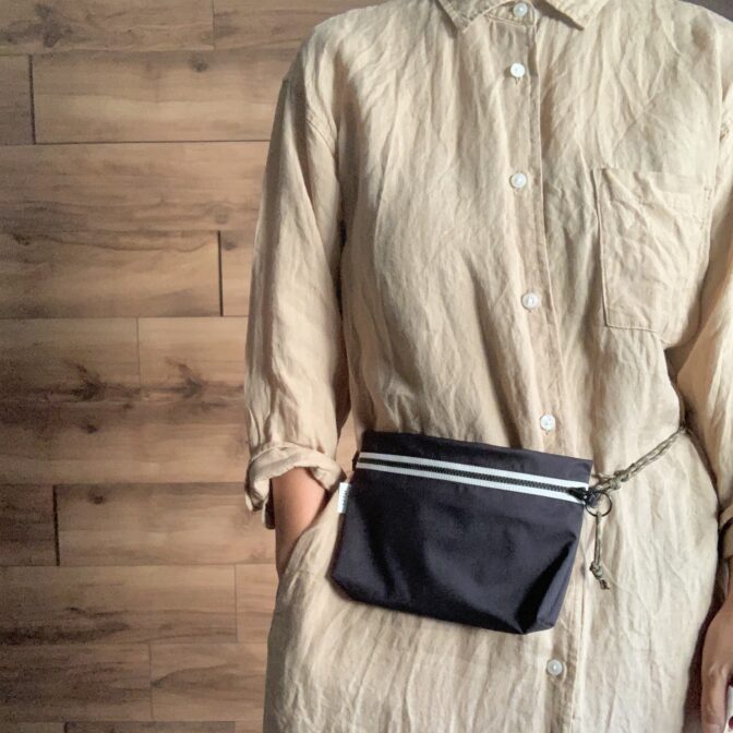 撥水防水サコッシュ