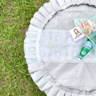 ピクニックやアウトドアに☆フリルなラウンドレジャーシート【Mサイズ】