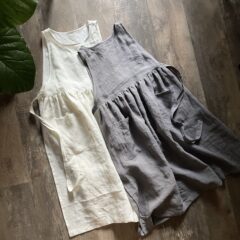 新作！『リネン100％』のエプロンワンピース