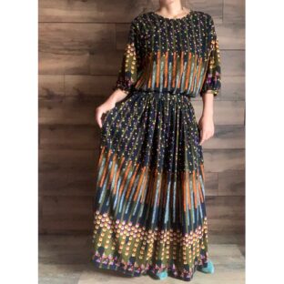 非公開: 【エコ素材】テンセルカシミヤ総柄カットソーワンピース/ボヘミアン柄