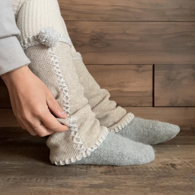 レッグウォーマー　かぎ針トリミング