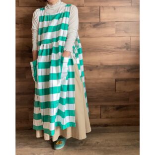 【デッドストック生地使用】レトロなエプロンワンピ