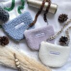 ボアポーチ　ショルダーバッグ　ポシェット　アクリルチェーン